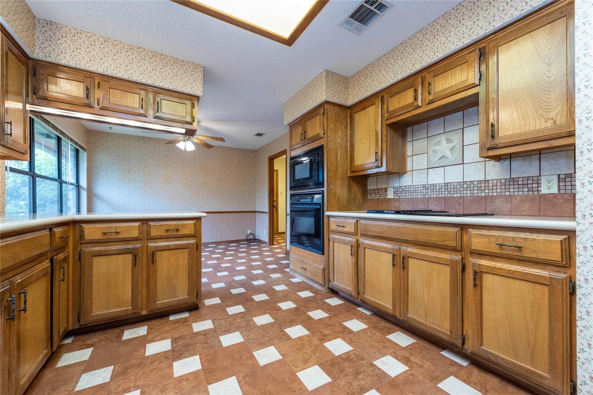 Kitchen at 6404 Rain Creek Pkwy - 4 bed 2 bath home