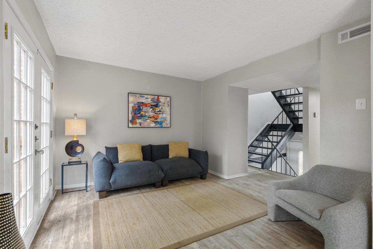 View 6405 Chimney Creek Cir Unit #B in Chimney Creek Condo 6405 Chimney Creek Cir Unit #B - front exterior - Luxury home in Chimney Creek Condo, Austin, TX