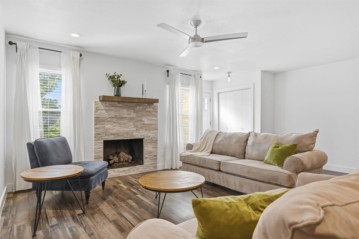 View 6406 Chimney Creek CIR Unit #A in Chimney Creek Condo 6406 Chimney Creek CIR Unit #A - property photo 1 - Luxury home in Chimney Creek Condo, Austin, TX