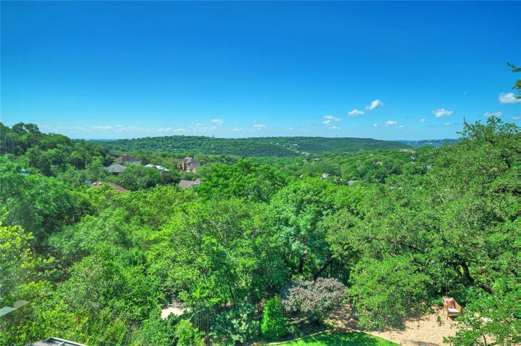 View 6407 Dry Cliff Cv in Shinoak Valley Sec 03 6407 Dry Cliff Cv - property photo 1 - Luxury home in Shinoak Valley Sec 03, Austin, TX