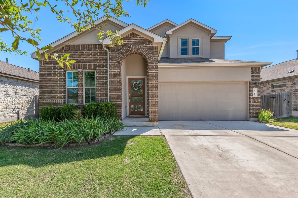 View 6409 Turin LN in Siena MUD 6409 Turin LN - property photo 1 - Luxury home in Siena MUD, Round Rock, TX