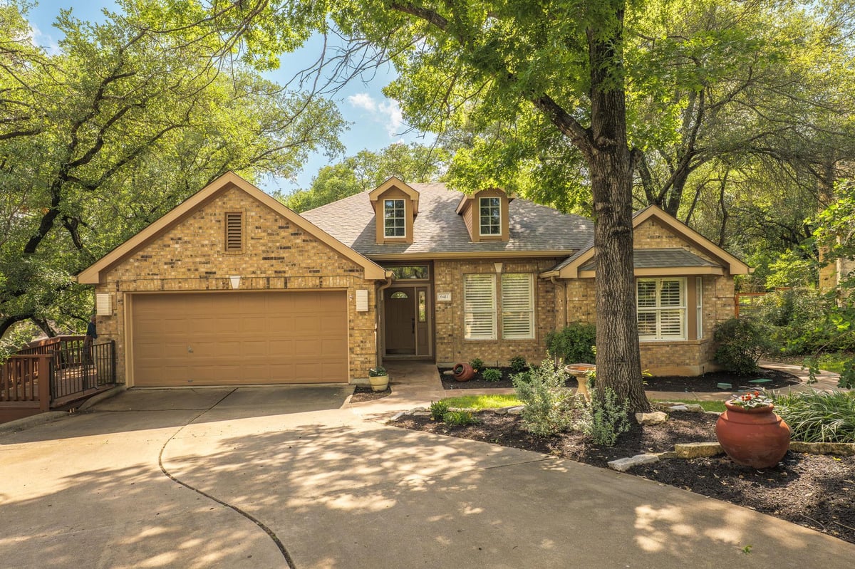 View 6411 Johanne CT in Lakewood Sec 05-A 6411 Johanne CT - property photo 1 - Luxury home in Lakewood Sec 05-A, Austin, TX