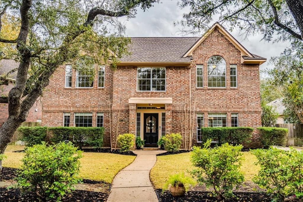 View 6413 Old Harbor Ln in Circle C Ranch Ph B Sec 02 6413 Old Harbor Ln - front exterior - Luxury home in Circle C Ranch Ph B Sec 02, Austin, TX