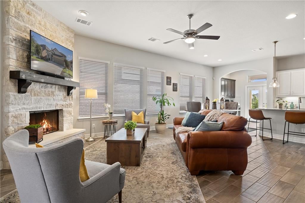 6420 Llano Stage Trl - front exterior - Luxury home in Sweetwater Ranch, Austin, TX