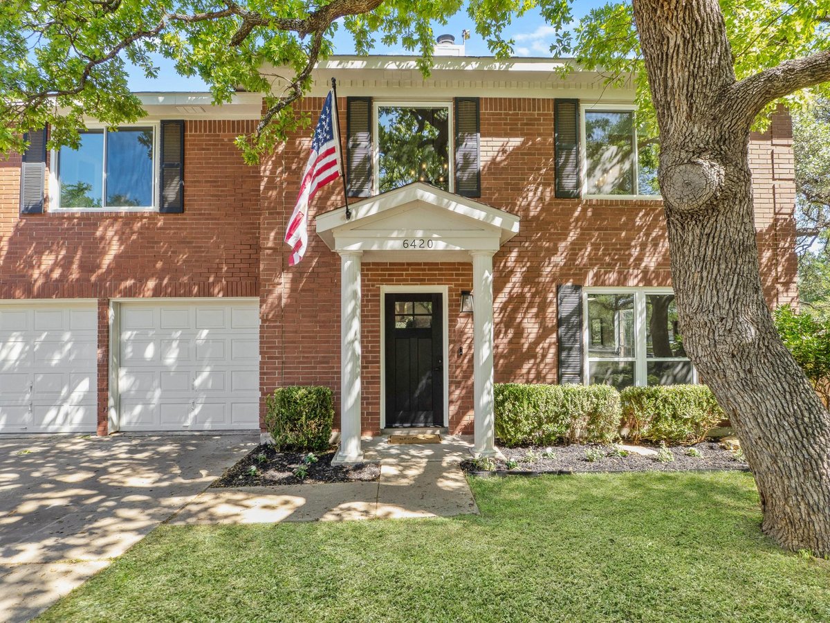 6420 Wareham Ln - front exterior - Luxury home in Circle C Ranch Ph B Sec 02, Austin, TX