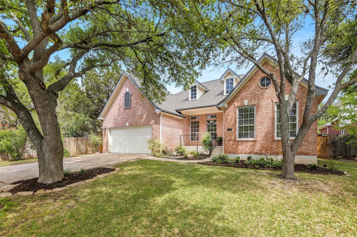 View 6432 Zadock Woods Dr in Legend Oaks 2 Sec 06 6432 Zadock Woods Dr - front exterior - Luxury home in Legend Oaks 2 Sec 06, Austin, TX