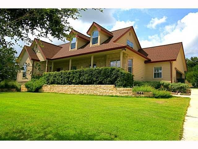 View 644 Newport Dr in Briarcliff Inc Sec 12 644 Newport Dr - property photo 1 - Luxury home in Briarcliff Inc Sec 12, Spicewood, TX