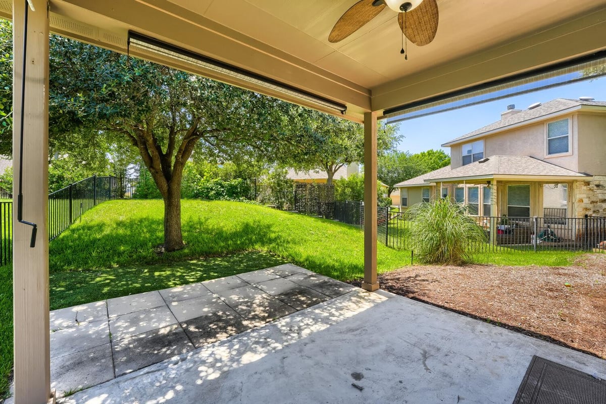 View 65 White Magnolia CIR Unit #55 in Courtyard At The Preserve Condominiums T 65 White Magnolia CIR Unit #55 - front exterior - Luxury home in Courtyard At The Preserve Condominiums T, Lakeway, TX