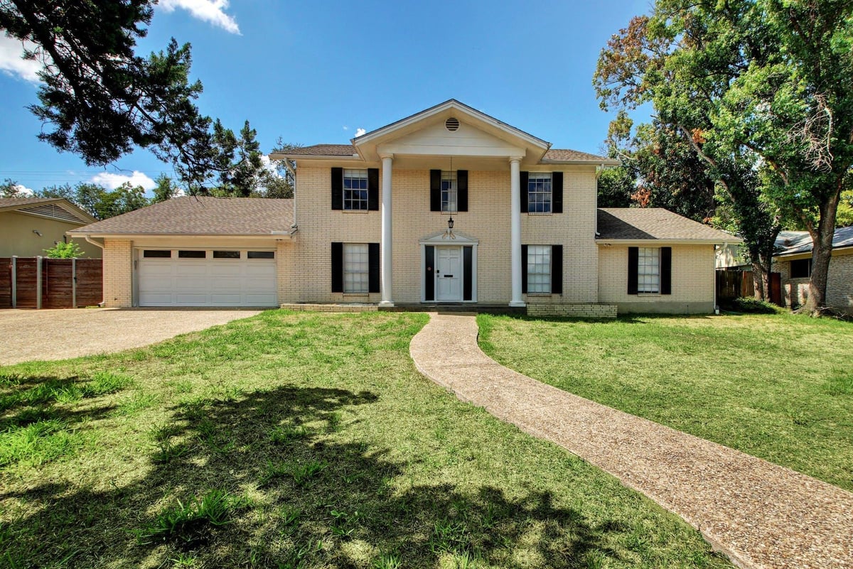 View 6500 Sumac DR in Northwest Hills Sec 13 6500 Sumac DR - property photo 1 - Luxury home in Northwest Hills Sec 13, Austin, TX