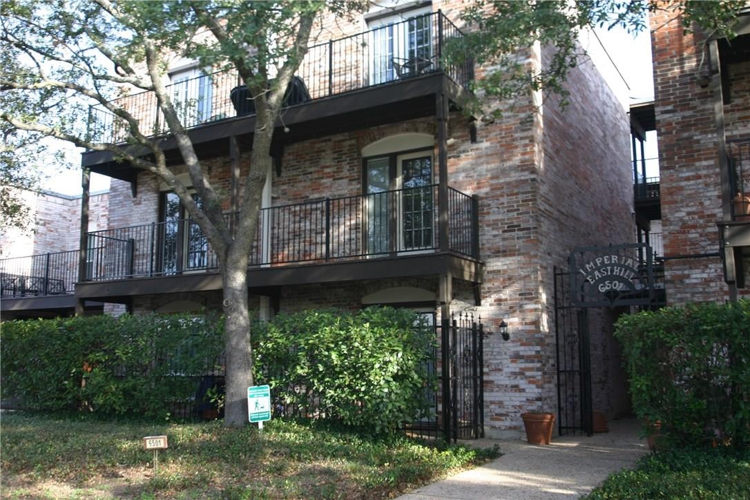 View 6501 E Hill DR Unit #Bldg B- #204 in Imperial Condo 6501 E Hill DR Unit #Bldg B- #204 - property photo 1 - Luxury home in Imperial Condo, Austin, TX