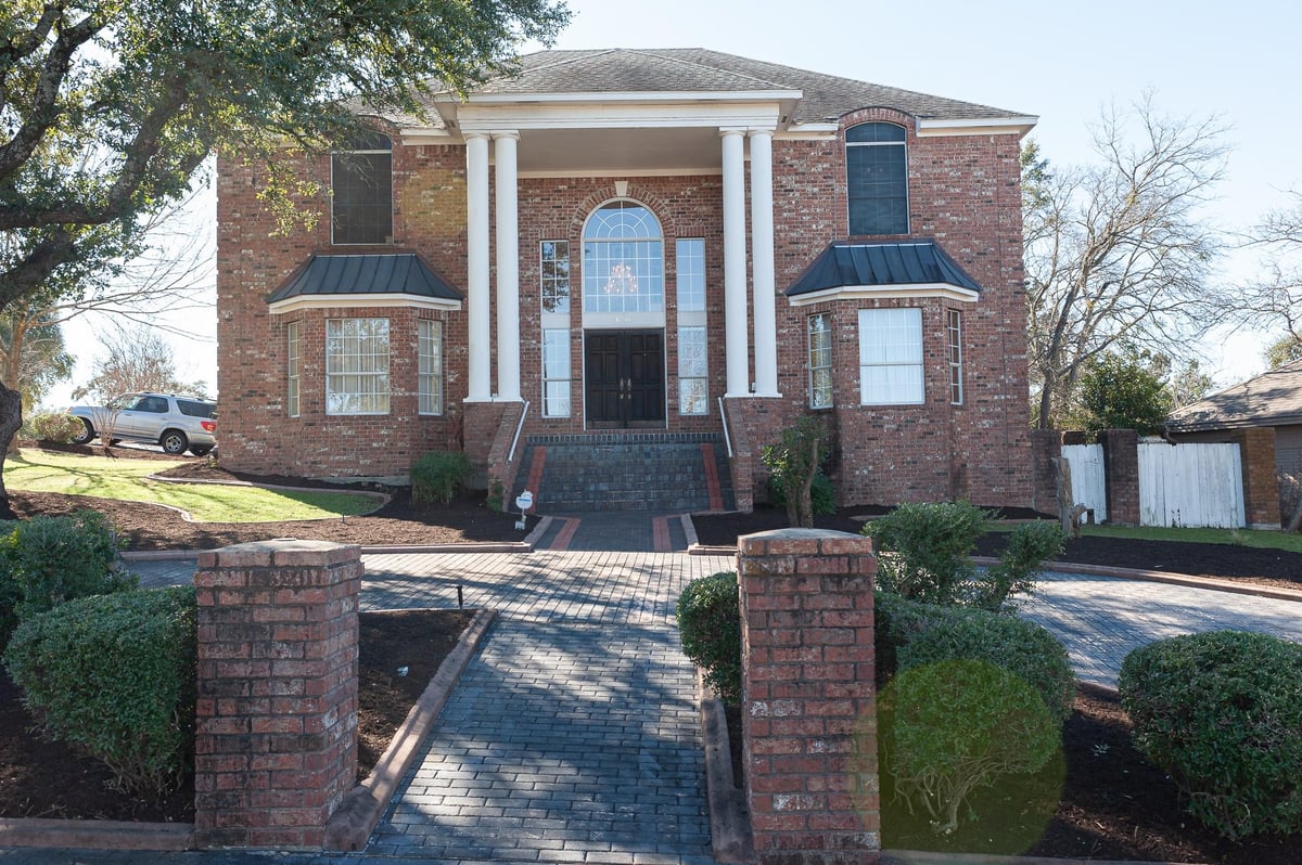 View 6501 Staghorn Cv in Great Hills 22 6501 Staghorn Cv - front exterior - Luxury home in Great Hills 22, Austin, TX