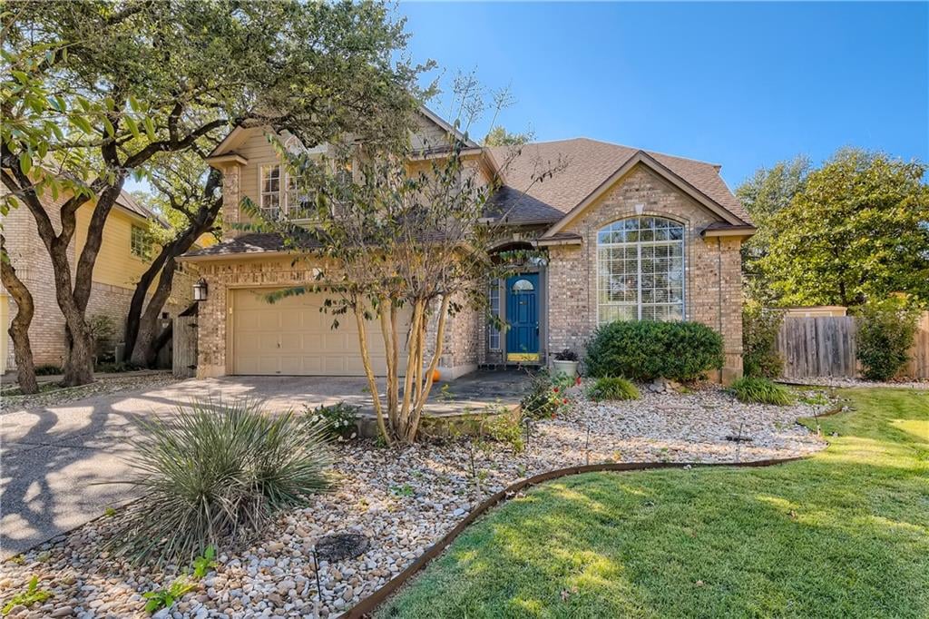 6504 Cheno Cortina Cv - front exterior - Luxury home in Legend Oaks Ph A Sec 05a, Austin, TX
