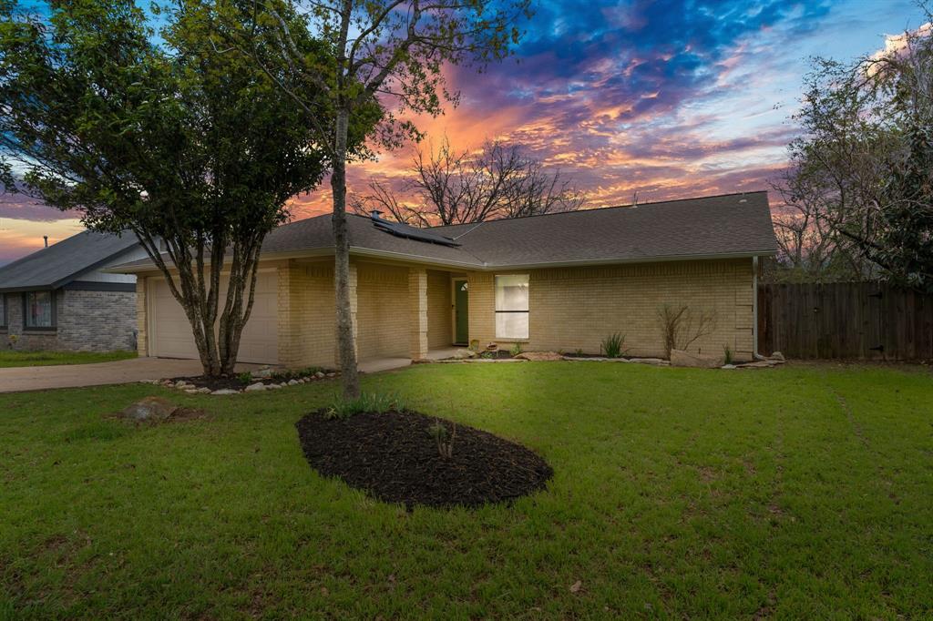 View 6505 Sunstrip Dr in Buckingham Ridge Sec 02 6505 Sunstrip Dr - front exterior - Luxury home in Buckingham Ridge Sec 02, Austin, TX