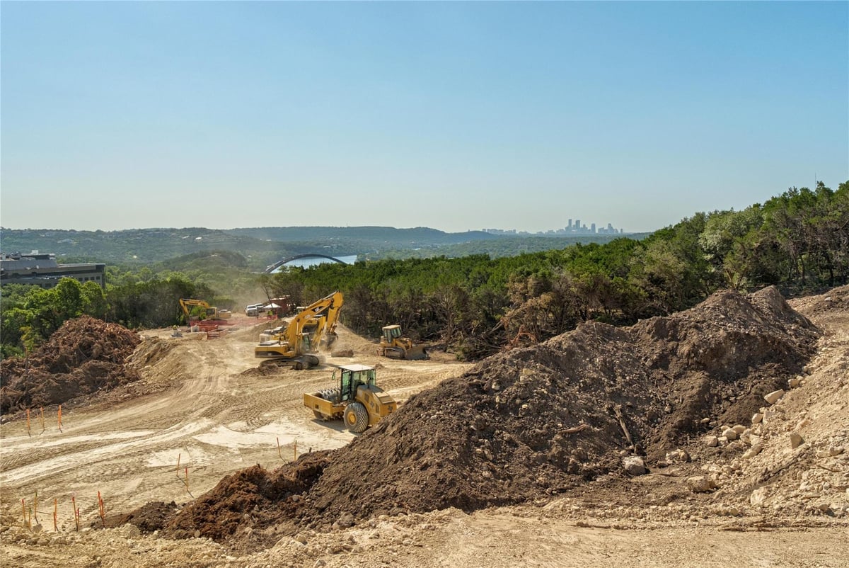 View 6507 Bridge Point PKWY Unit #Acacia 10 in Hidden Valley Ph B 6507 Bridge Point PKWY Unit #Acacia 10 - property photo 1 - Luxury home in Hidden Valley Ph B, Austin, TX