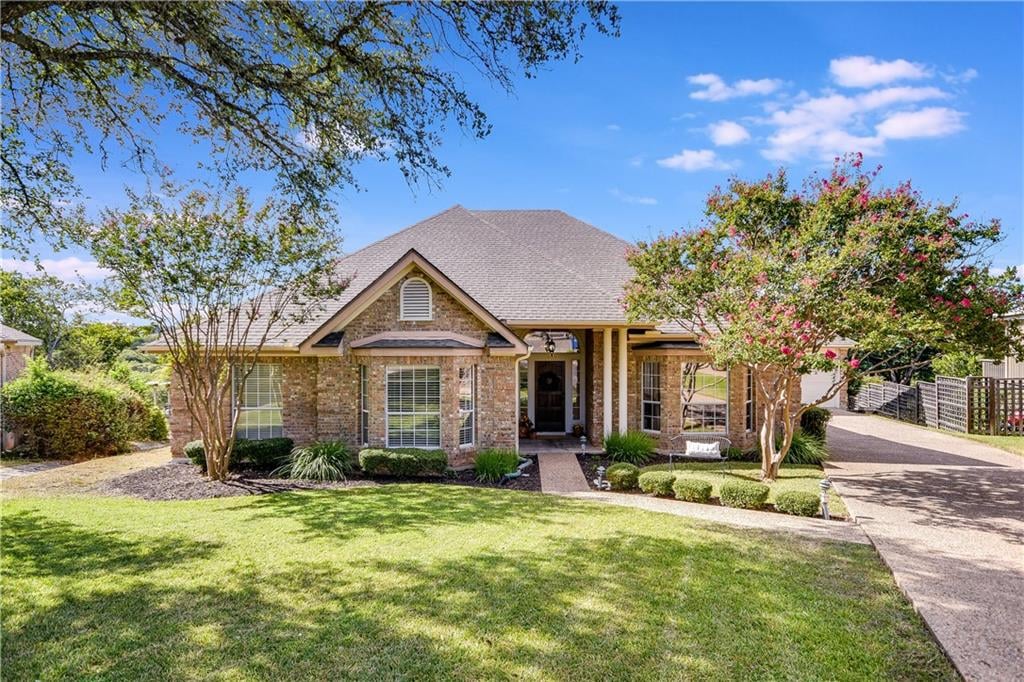 6508 Staghorn Cv - front exterior - Luxury home in Great Hills 22, Austin, TX