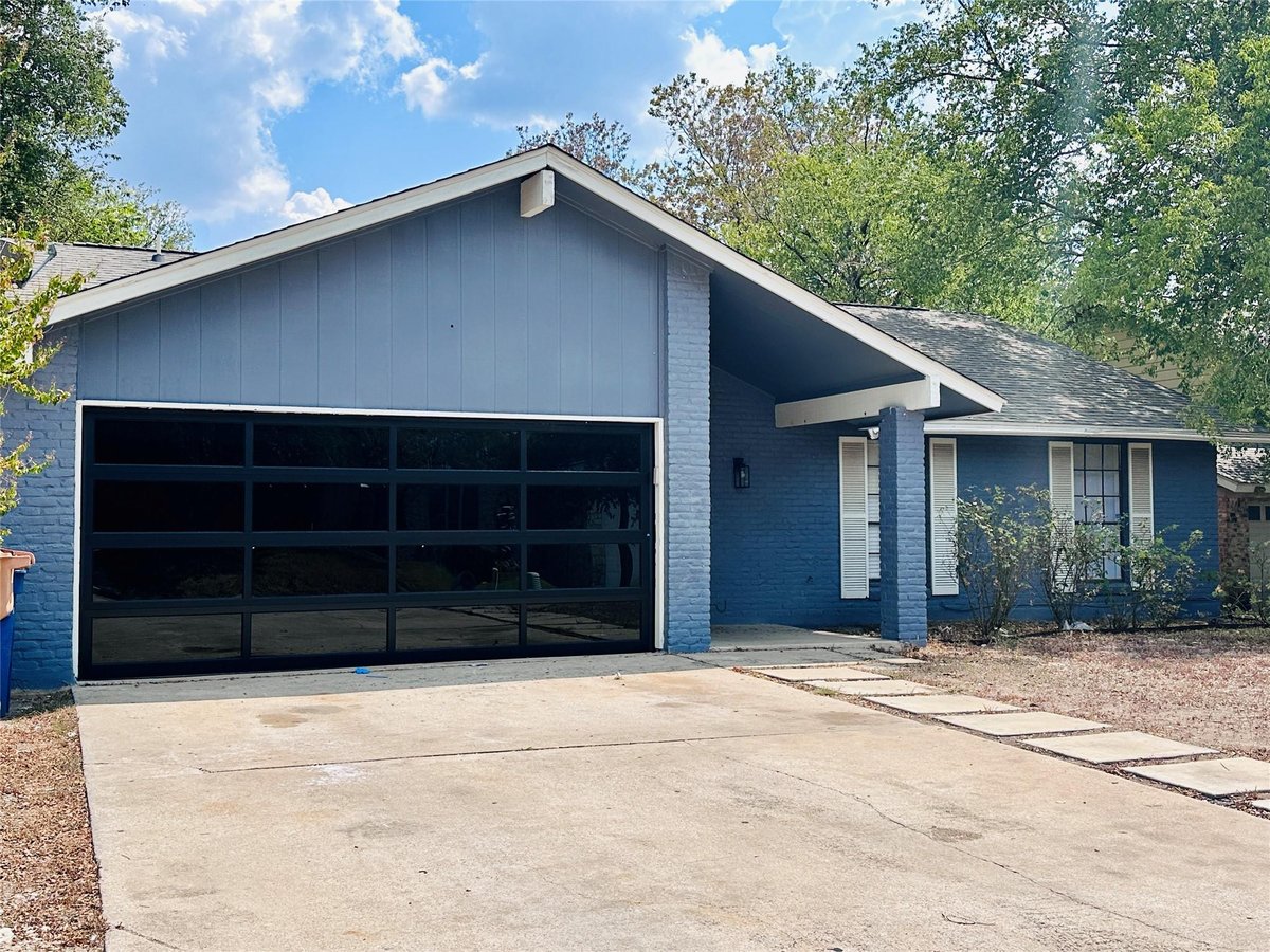 View 6511 W Sunstrip DR in Austin 6511 W Sunstrip DR, photo 1, Austin, Austin, TX
