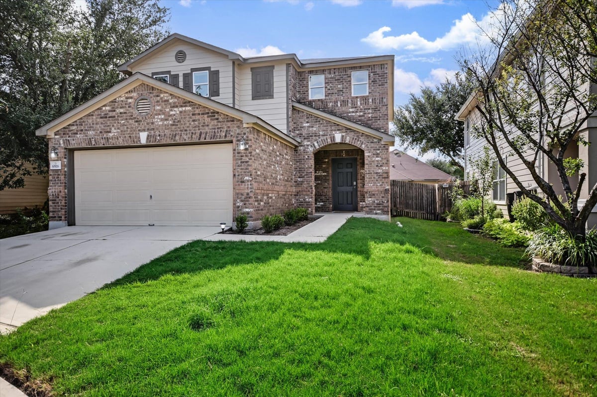 View 6516 Alum Rock CV in Sheldon 230 Sec 02 Ph 01 6516 Alum Rock CV - property photo 1 - Luxury home in Sheldon 230 Sec 02 Ph 01, Austin, TX