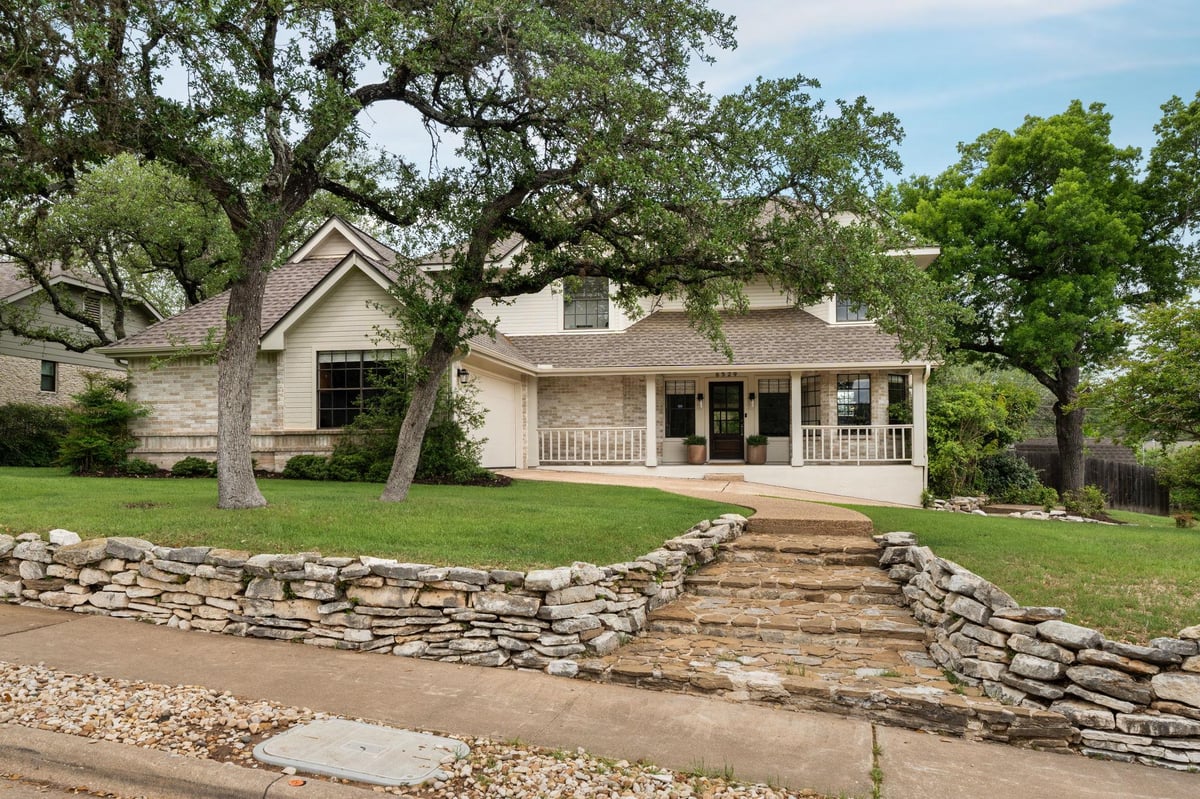 View 6529 Heron DR in Highlands at Oak Forest 6529 Heron DR - front exterior - Luxury home in Highlands at Oak Forest, Austin, TX
