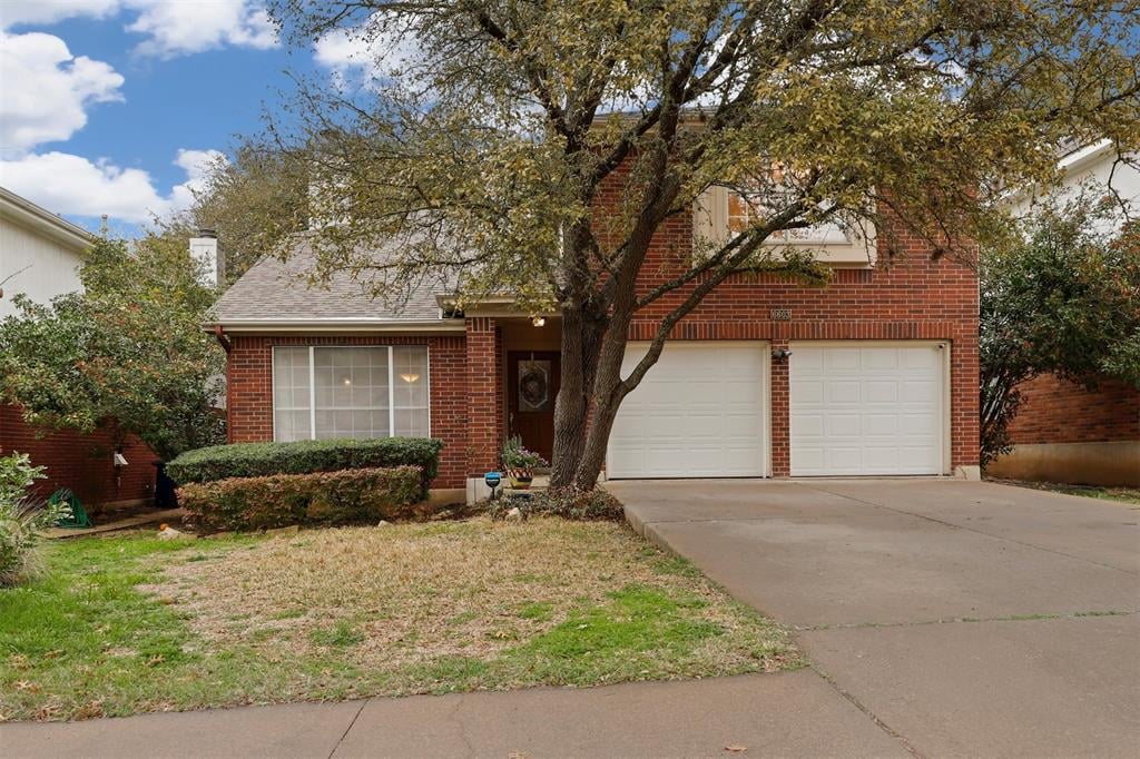 View 6603 Oasis Dr in Legend Oaks Ph A Sec 05A 6603 Oasis Dr - front exterior - Luxury home in Legend Oaks Ph A Sec 05A, Austin, TX