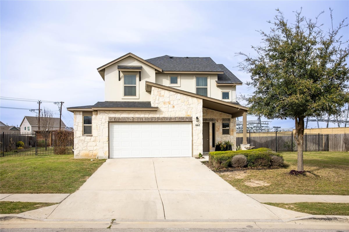 View 661 Cinnamon Teal Ln in Caughfield Ph 2 661 Cinnamon Teal Ln - front exterior - Luxury home in Caughfield Ph 2, Leander, TX