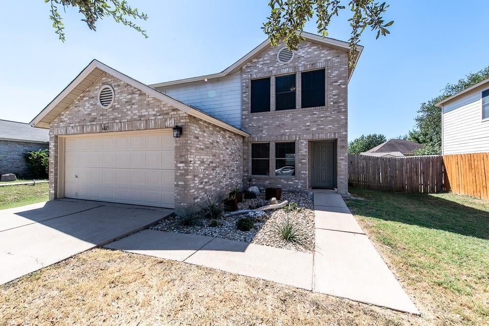 View 6625 Tara Dr in Springfield Ph B Sec 01 6625 Tara Dr - front exterior - Luxury home in Springfield Ph B Sec 01, Austin, TX