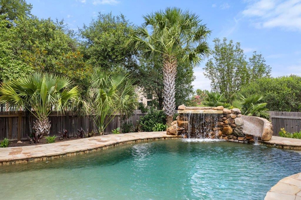 View 6704 Kiev CV in Hielscher Sec 09 6704 Kiev CV - front exterior - Luxury home in Hielscher Sec 09, Austin, TX