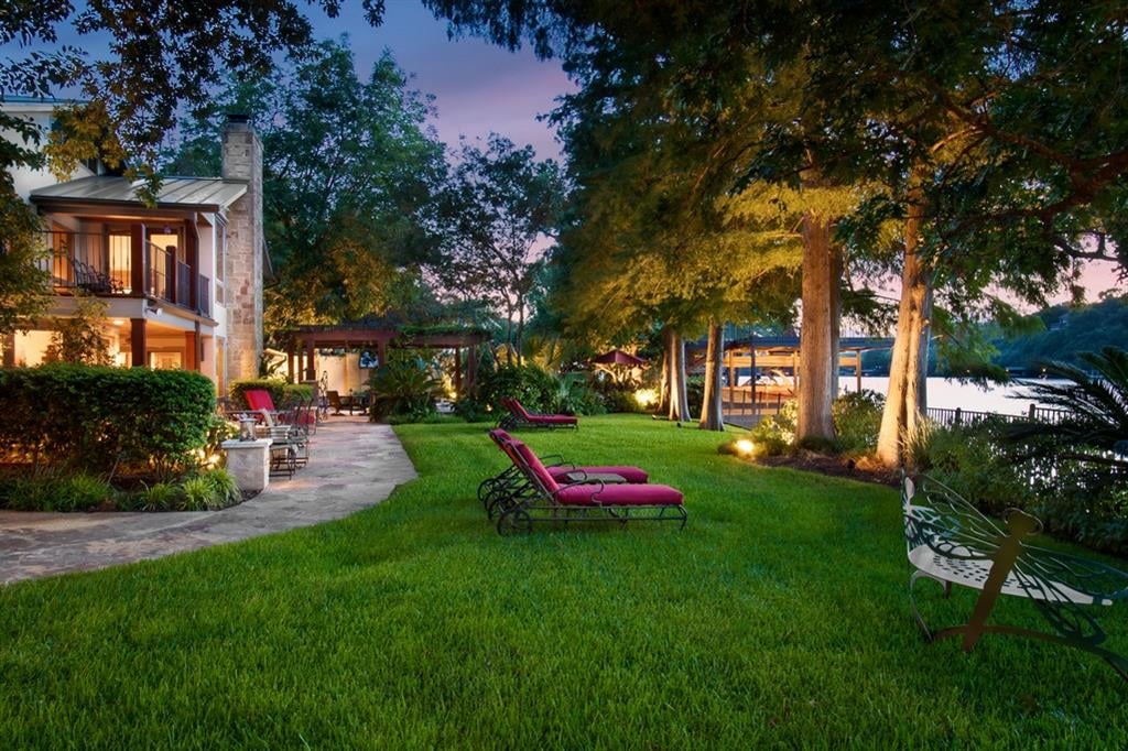 View 6706 ELFLAND Dr in Lake Austin 6706 ELFLAND Dr - property photo 1 - Luxury home in Lake Austin, Austin, TX