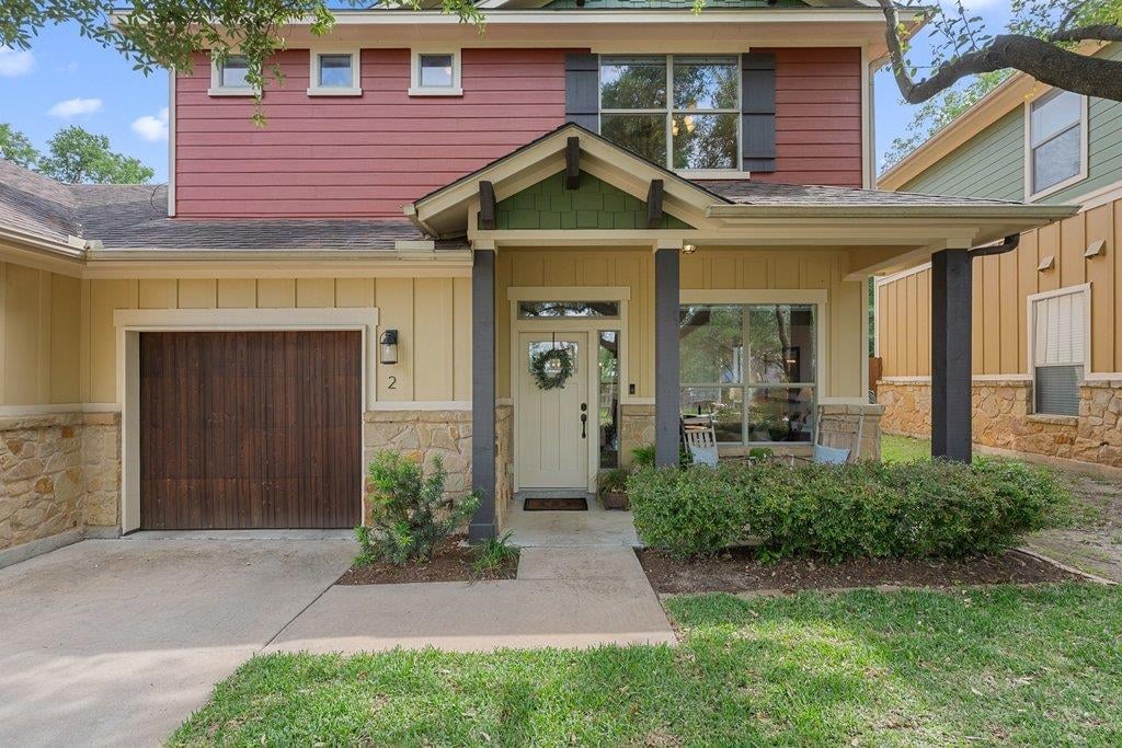 View 6708 Menchaca RD Unit #2 in La Vid Condo Amd 6708 Menchaca RD Unit #2 - property photo 1 - Luxury home in La Vid Condo Amd, Austin, TX
