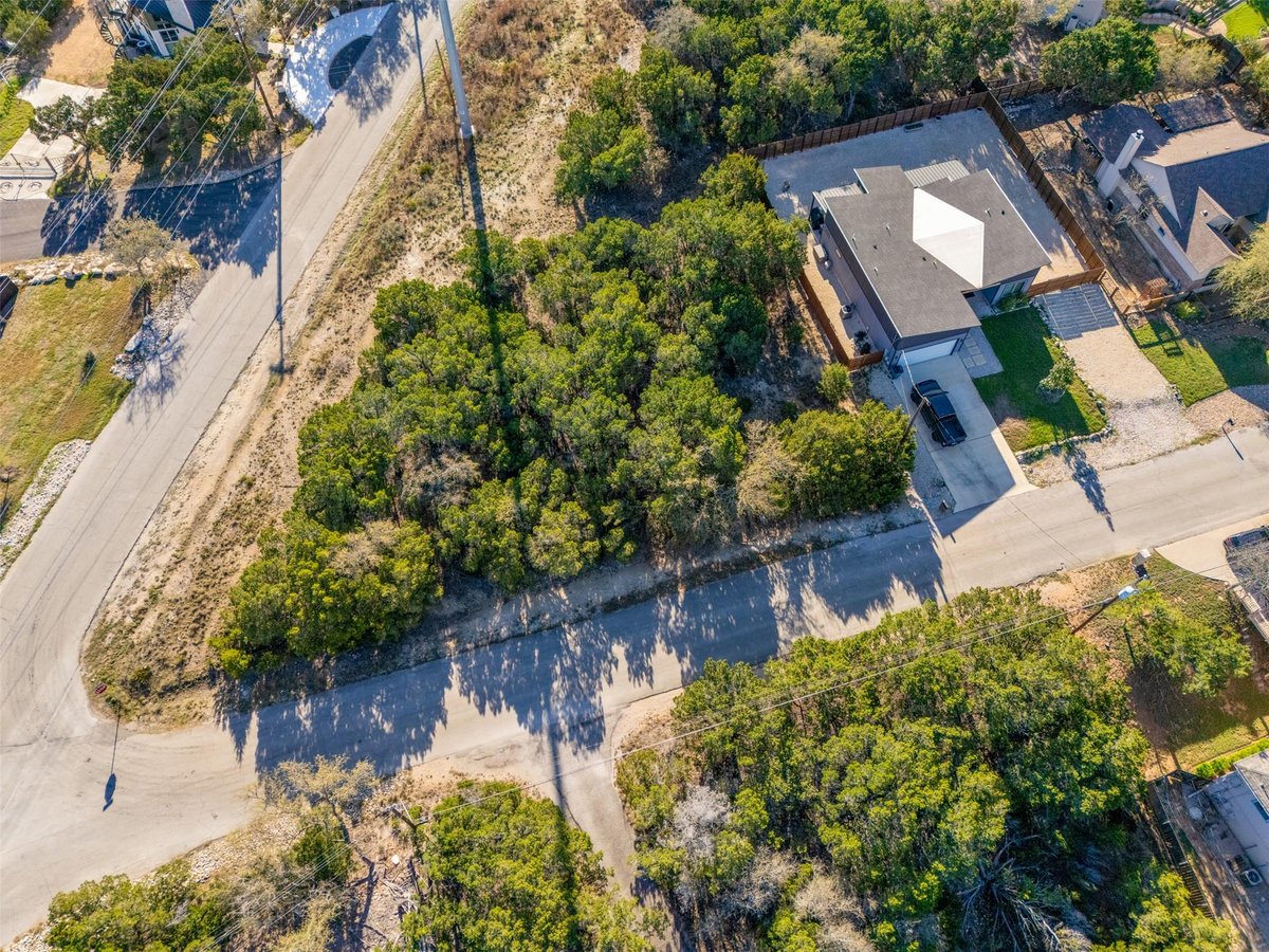 View 6711 & 6709 Avenida Ann Dr in Lago Vista Sec 03 Ph 03 6711 & 6709 Avenida Ann Dr - front exterior - Luxury lot in Lago Vista Sec 03 Ph 03, Lago Vista, TX