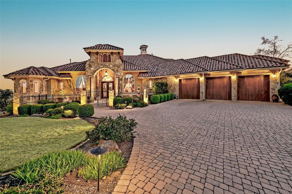 View 6723 Cuesta Trl in Angel Pass 6723 Cuesta Trl - front exterior - Luxury home in Angel Pass, Austin, TX