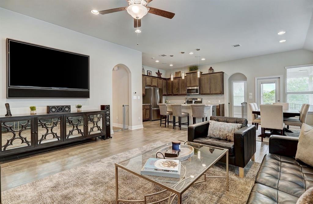 View 6724 Llano Stage Trl in Sweetwater Ranch Sec 2 Village P3A 6724 Llano Stage Trl - property photo 1 - Luxury home in Sweetwater Ranch Sec 2 Village P3A, Austin, TX