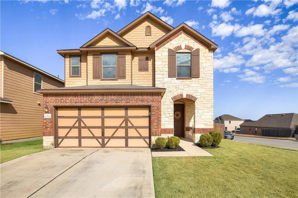 View 6728 Sunderland Trl in Sheldon 230 Sec 2 Ph 6 6728 Sunderland Trl - front exterior - Luxury home in Sheldon 230 Sec 2 Ph 6, Austin, TX