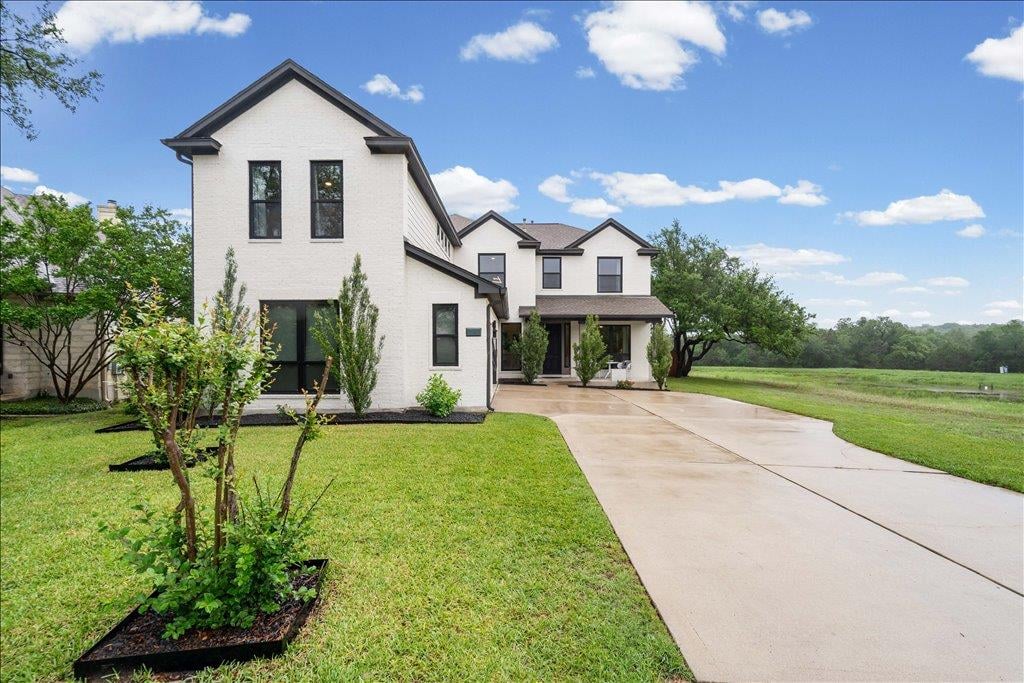 View 6729 Hansa Loop in Circle C Hielscher Sec 07 6729 Hansa Loop - front exterior - Luxury home in Circle C Hielscher Sec 07, Austin, TX
