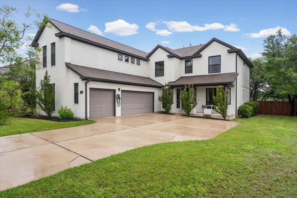 Living area at 6729 Hansa Loop - 4 bed 3 bath home