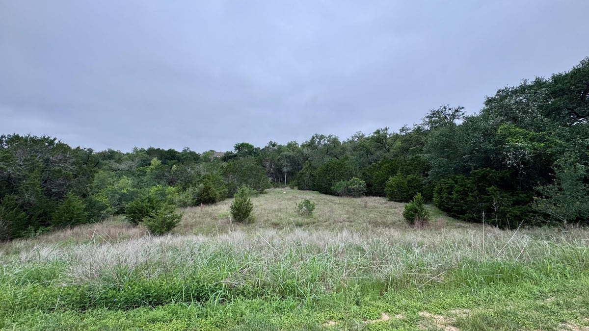 673 Yorks XING - front exterior - Luxury lot in Sierra West Sec 3, Driftwood, TX