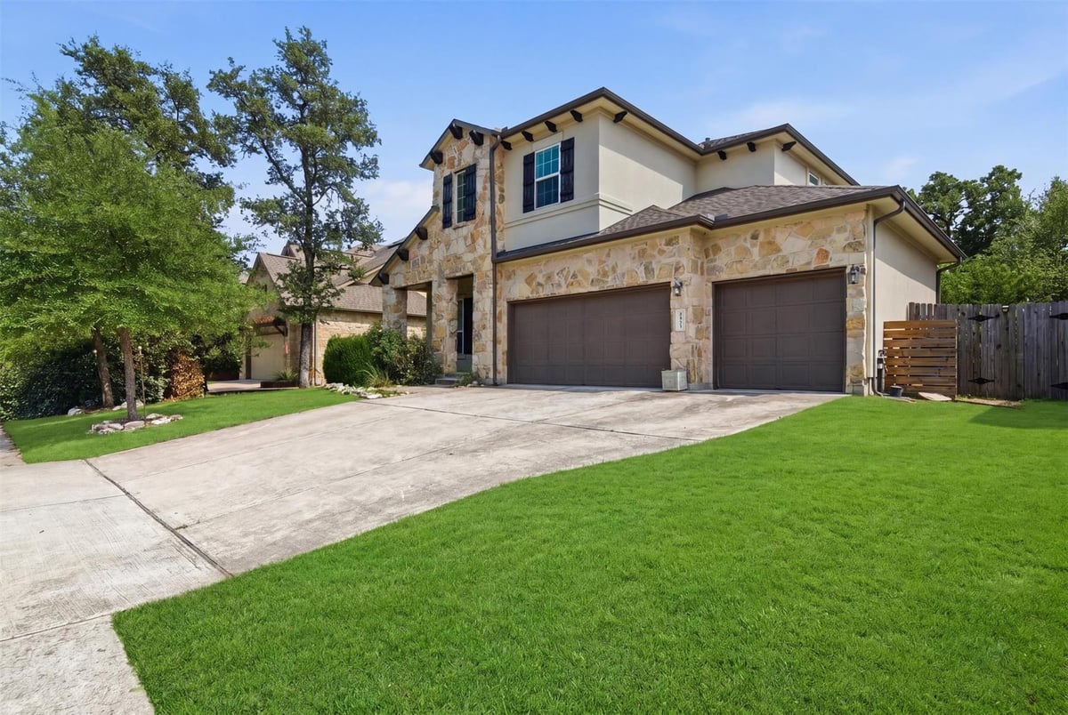 View 6801 Teulada Dr in Avana Ph 1 Sec 2 6801 Teulada Dr - front exterior - Luxury home in Avana Ph 1 Sec 2, Austin, TX