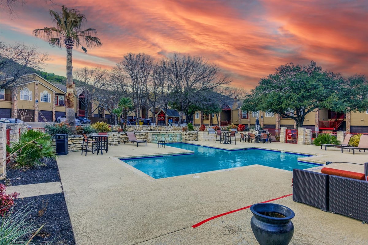 View 6804 N Capital Of Texas Hwy Unit #622 in POINTE 360 CONDOMINIUMS 6804 N Capital Of Texas Hwy Unit #622 - front exterior - Luxury home in POINTE 360 CONDOMINIUMS, Austin, TX