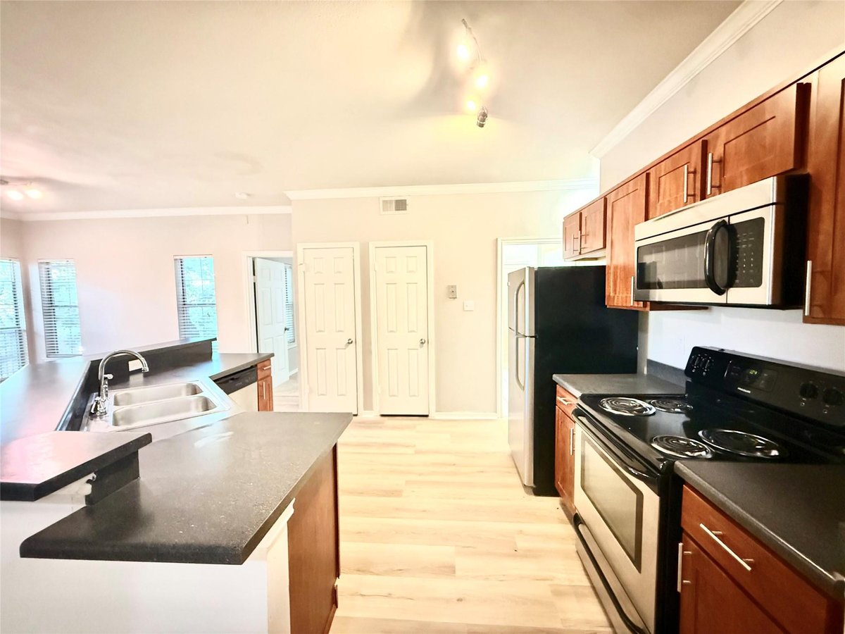 Kitchen at 6804 N Capital Of Texas Hwy Unit #812 - 2 bed 2 bath home