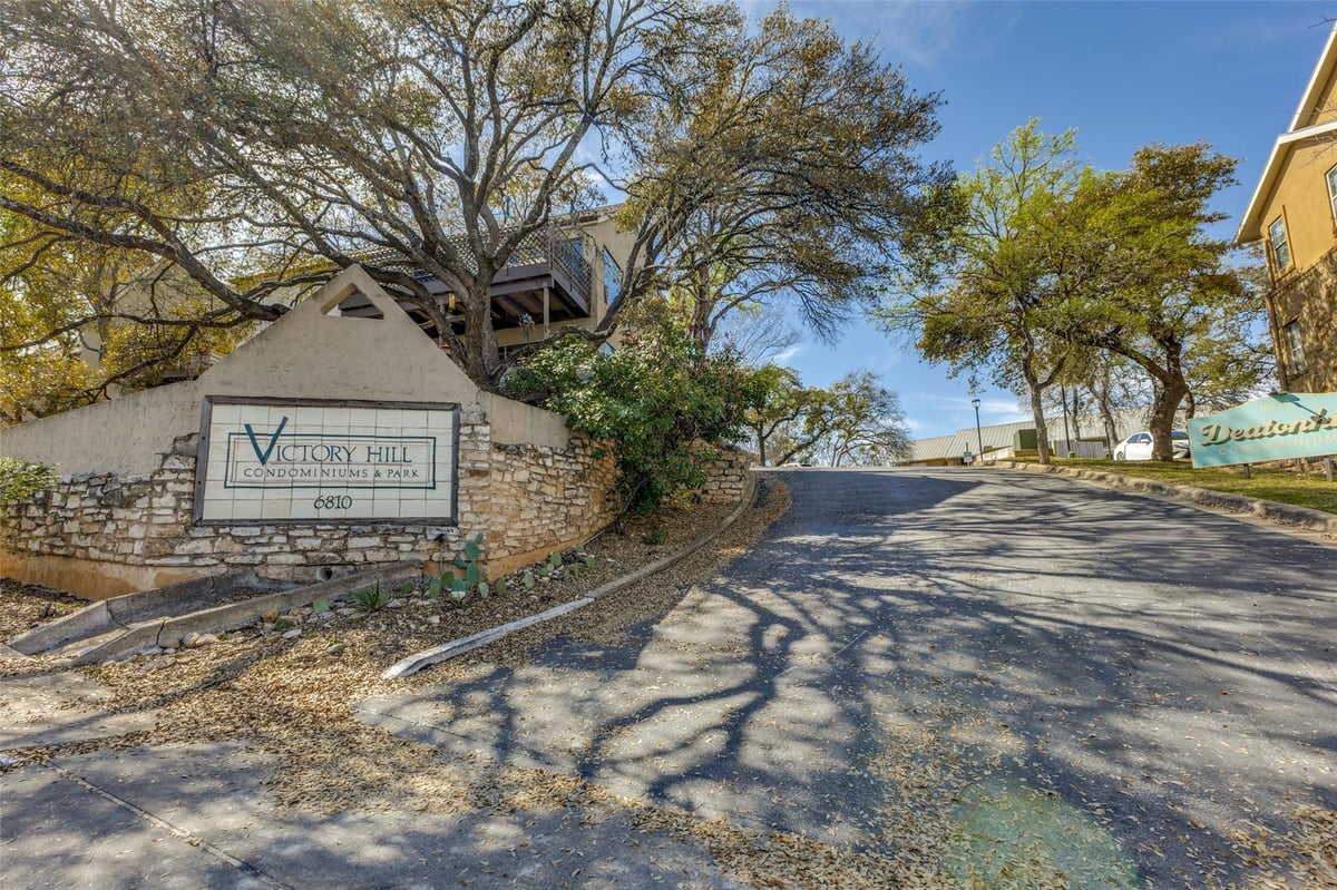 View 6810 Deatonhill Dr #216 in Victory Hill Condo 6810 Deatonhill Dr #216 - front exterior - Luxury home in Victory Hill Condo, Austin, TX