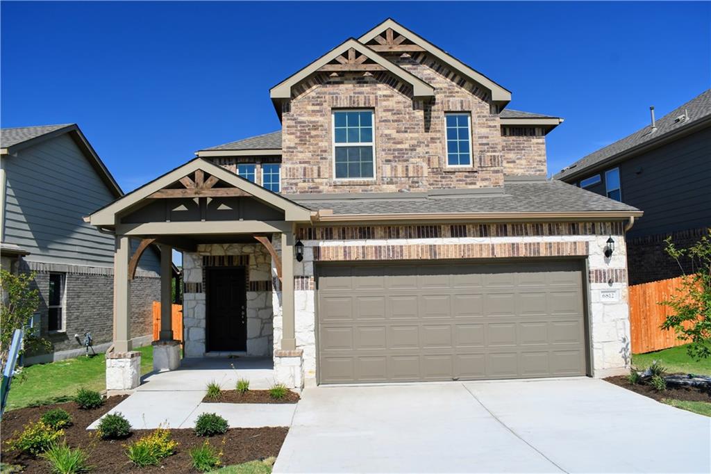 6812 Llano Stage TRL - property photo 1 - Luxury home in Sweetwater Ranch Sec 2 Vlg P3b, Austin, TX