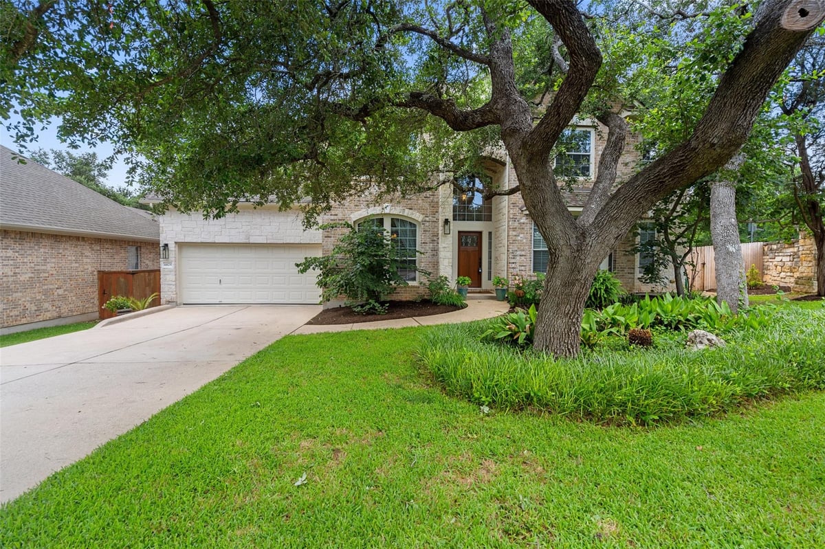 6825 Via Correto Dr - front exterior - Luxury home in Heights At Loma Vista, Austin, TX