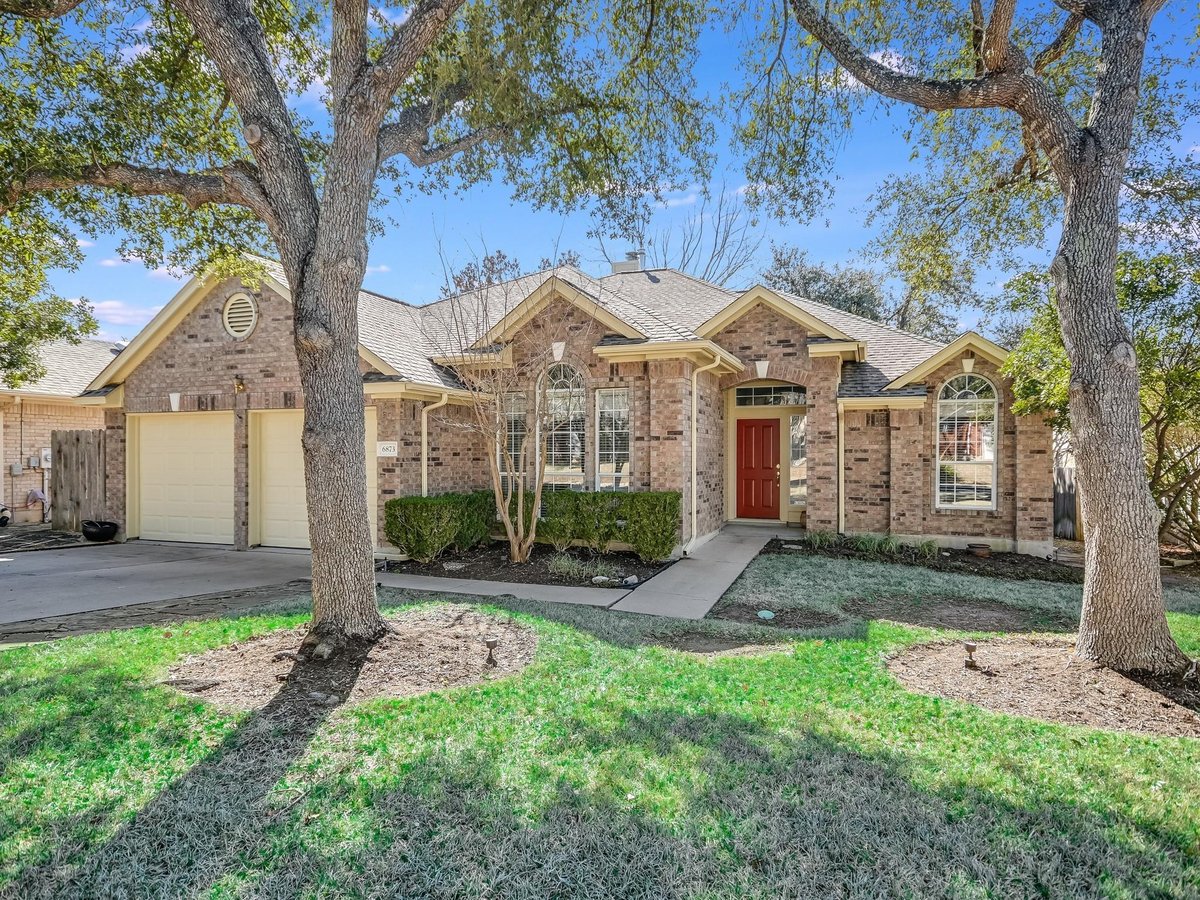 View 6873 Auckland Dr in Circle C Ranch Ph A Sec 04 6873 Auckland Dr - front exterior - Luxury home in Circle C Ranch Ph A Sec 04, Austin, TX