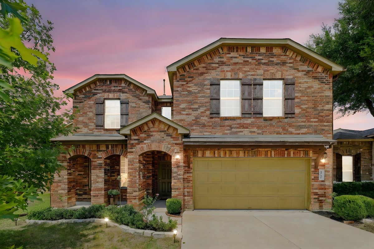 View 6900 Longford Trl in Bellingham Mdws Sec 2 6900 Longford Trl - front exterior - Luxury home in Bellingham Mdws Sec 2, Austin, TX