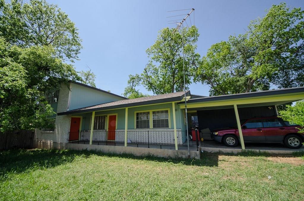 View 6900 Manor RD Unit #A in Riverbend Sec 3c At University 6900 Manor RD Unit #A - property photo 1 - Luxury home in Riverbend Sec 3c At University, Austin, TX