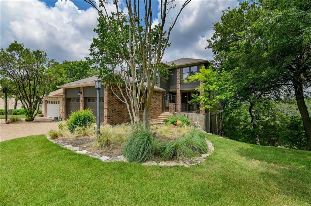 View 6905 Crosby Cir Unit #6 in Canyon Vista Amd 6905 Crosby Cir Unit #6 - front exterior - Luxury home in Canyon Vista Amd, Austin, TX