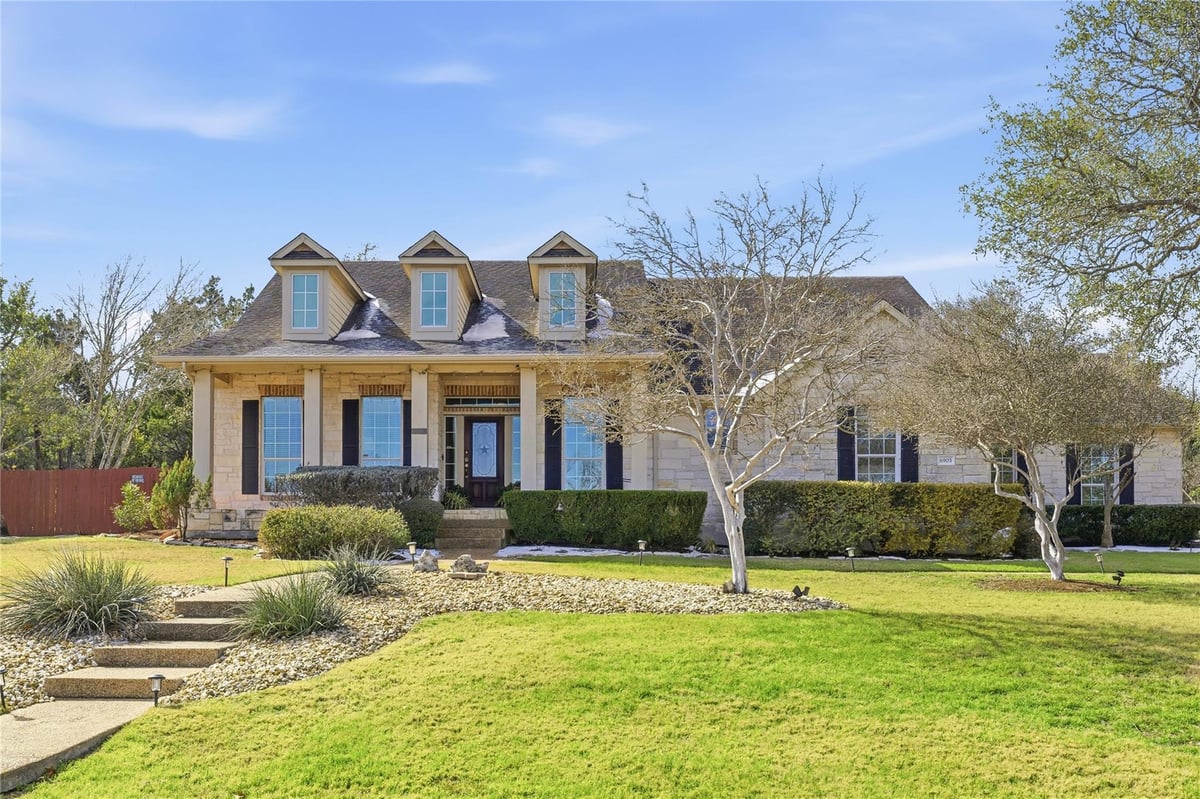 View 6905 Twilight Mesa DR in Shadowridge Crossing Sec 12 6905 Twilight Mesa DR - property photo 1 - Luxury home in Shadowridge Crossing Sec 12, Austin, TX
