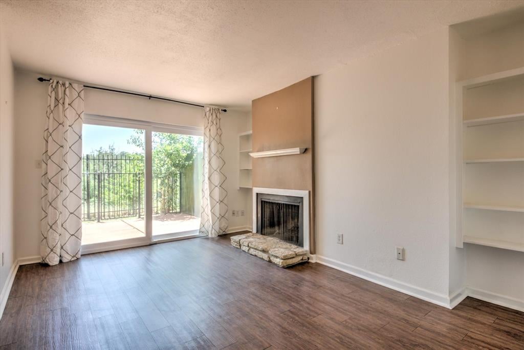View 6910 Hart LN Unit #803 in Malaga Condo Amd 6910 Hart LN Unit #803 - front exterior - Luxury home in Malaga Condo Amd, Austin, TX