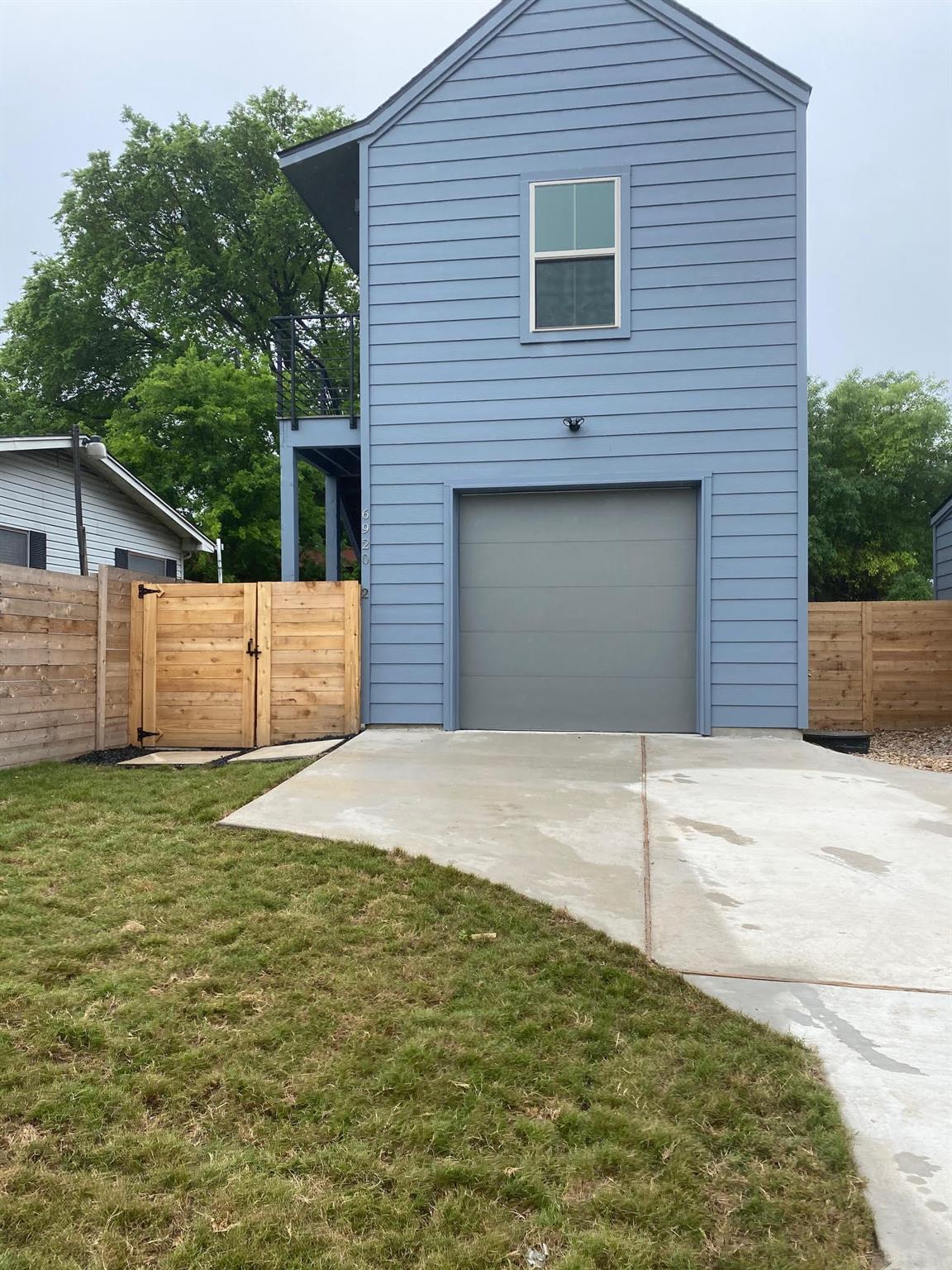View 6920 Bethune Ave Unit #2 in St Johns College Addn 6920 Bethune Ave Unit #2 - property photo 1 - Luxury home in St Johns College Addn, Austin, TX