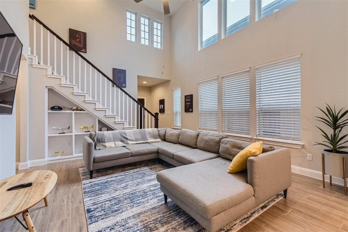 6921 Llano Stage TRL - property photo 1 - Luxury home in Sweetwater Ranch Sec 2 Village P3B, Austin, TX