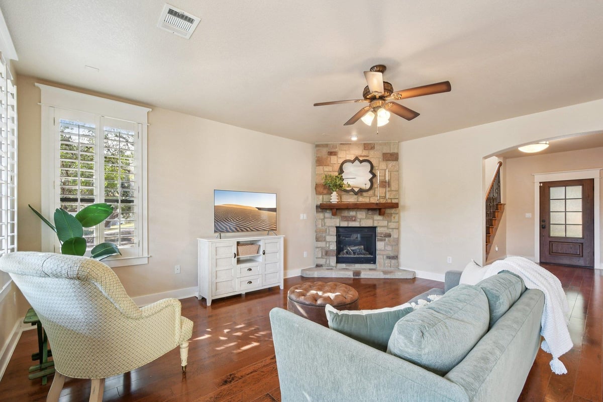Kitchen at 6921 Starboard Cv - 4 bed 4 bath home